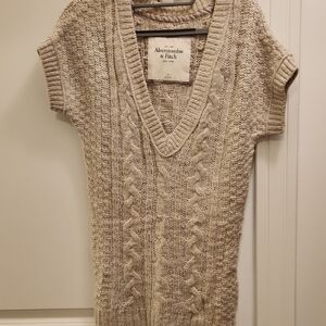 NWOT Abercrombie & Fitch Women's V-Neck Sweater Dress